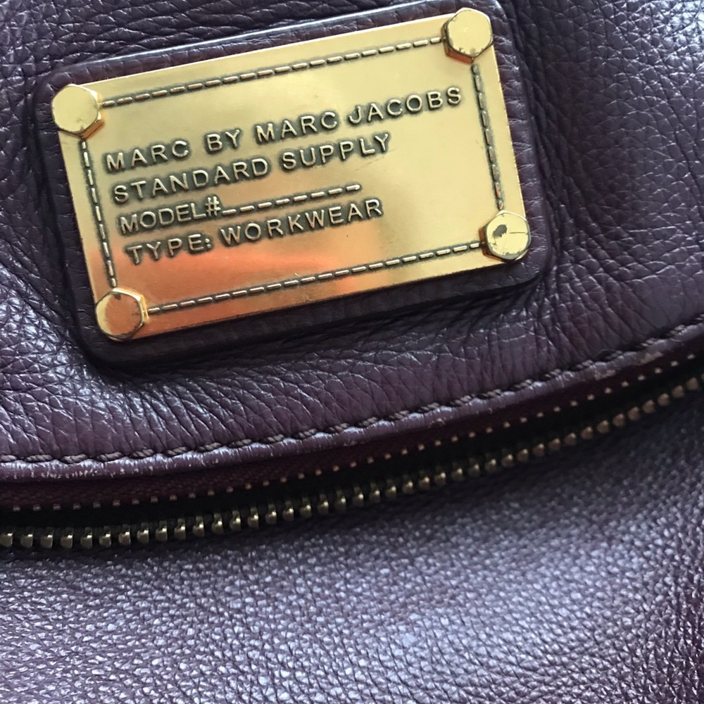 MARC JACOBS Natasha Crossbody bag in deep plum